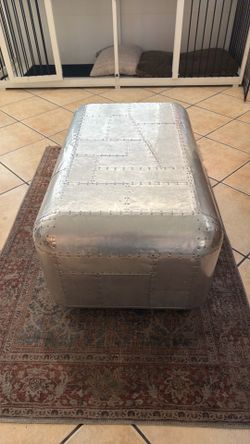 Living Room Table/Storage