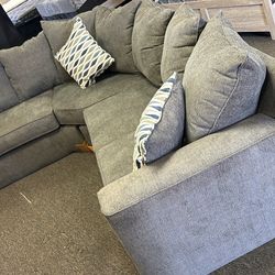 NEW GREY SECTIONAL WITH FREE DELIVERY 