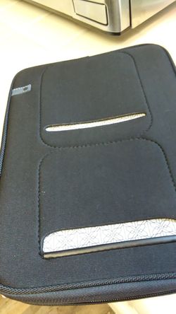 Laptop case. 11 1/2x8 inches.