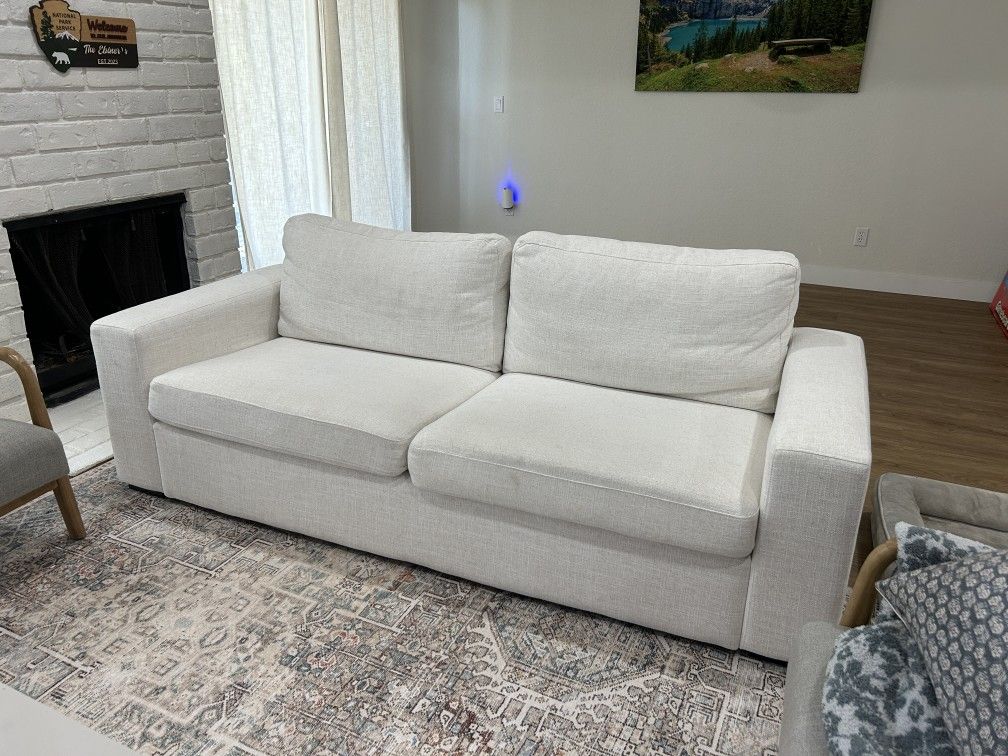 Natural Linen Couch, Removable Covers