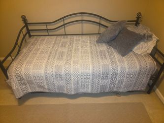 Trundle Twin Day Bed