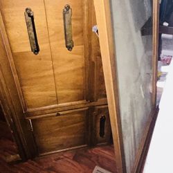9 Dresser W Mirror