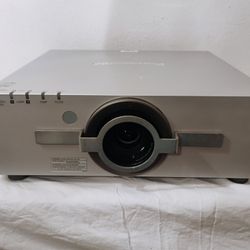 Panasonic Projector PT-6000