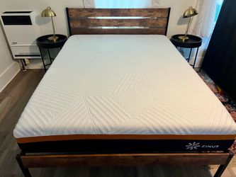 Vintage Brown Queen Bed Frame + Mattress