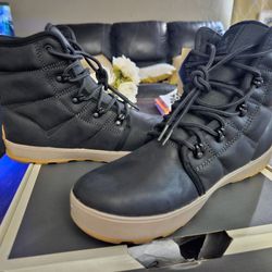 Alpine Lace Up Boots 🥾