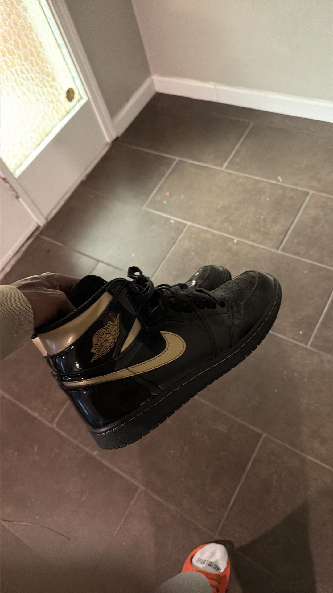 9.5 Jordan’s 1’s