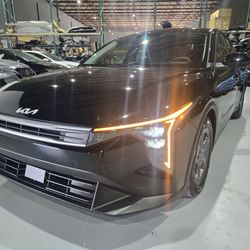 2025 KIA L4 LXS
