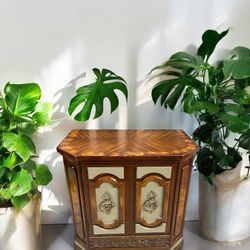 End Table For Storage. 