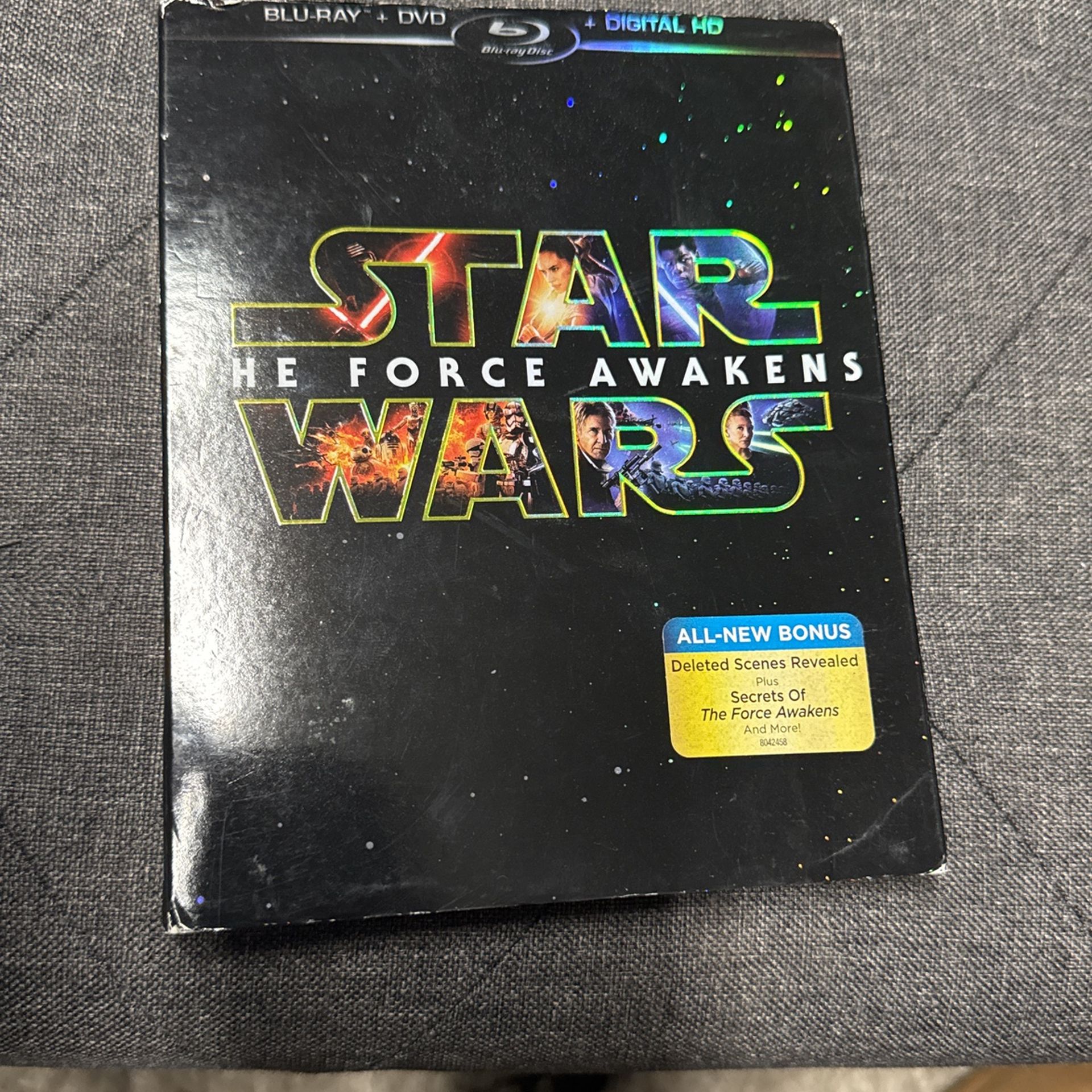 Star Wars The Force Awakens DVD & Blu-Ray