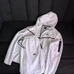Mens White Nike Tech Set XXLe