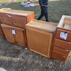 Kitchen Cabinets 