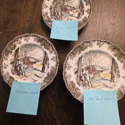 Friendly Village 29 Sugar Maple 6 " Bread And Butter Plates Red Or Green Marks