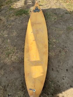 Light wave 6’10 surfboard
