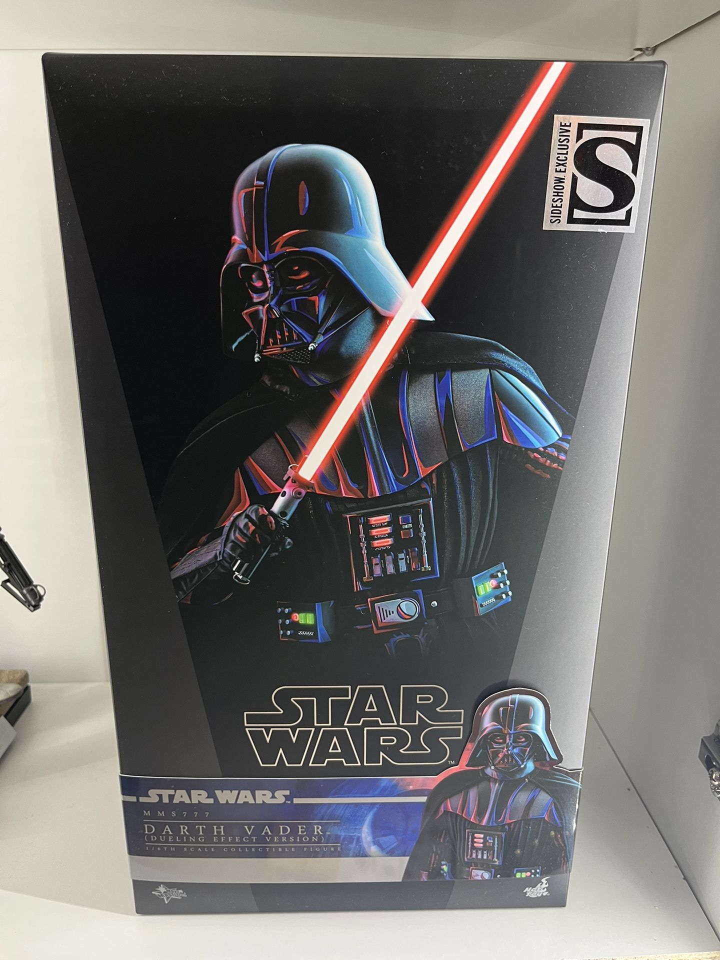 Hot Toys 1/6 Scale Darth Vader Dueling Effect