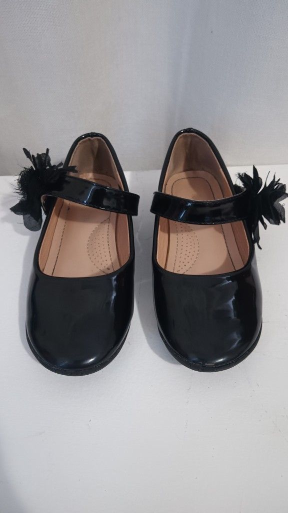 Black Strap Flats Kids Size 10