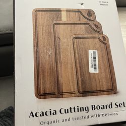 3 acacia cutting board set