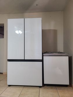 Samsung Bespoke French Door Refrigerator White Glass
