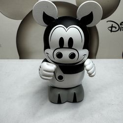 Disney Pig Black and White Classic Collection Series Vinylmation 3” Classics