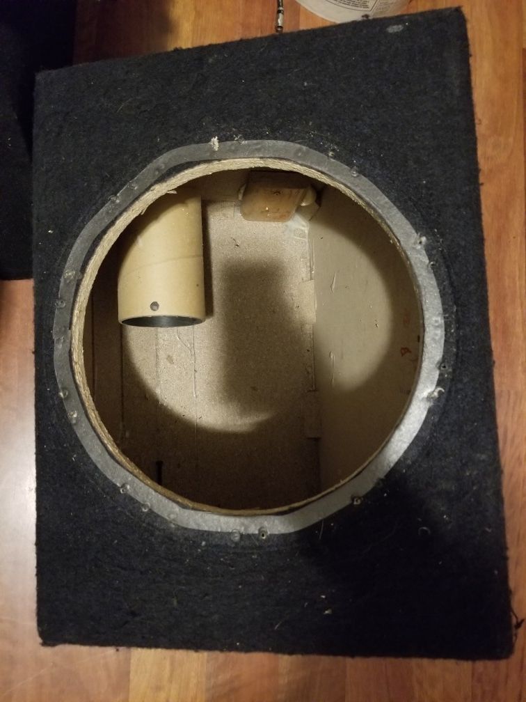 12" ported / vented subwoofer box