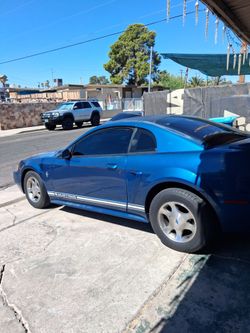 2000 Ford Mustang