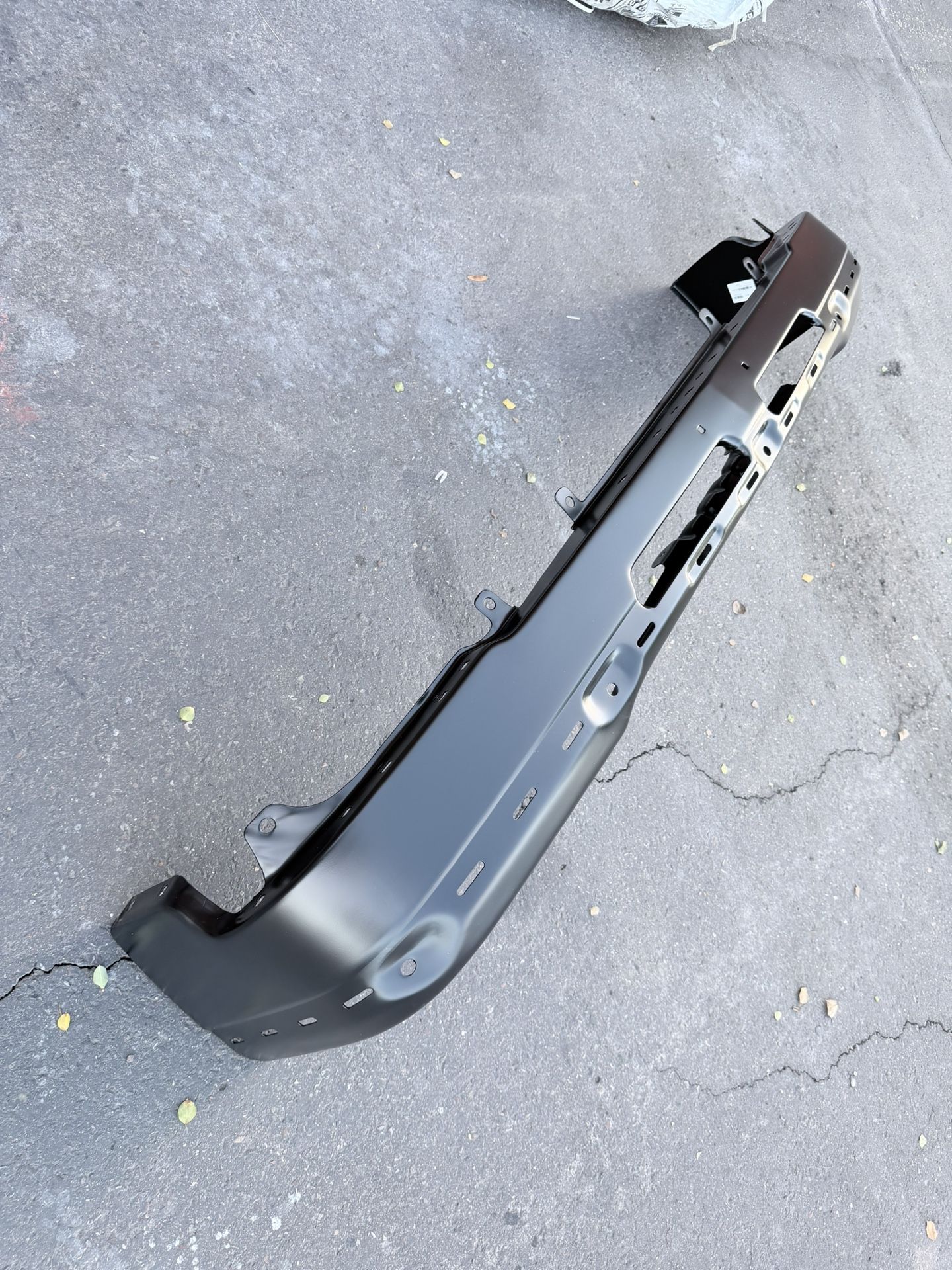 03 to 06 Chevy Silverado Black Front Metal Bumper