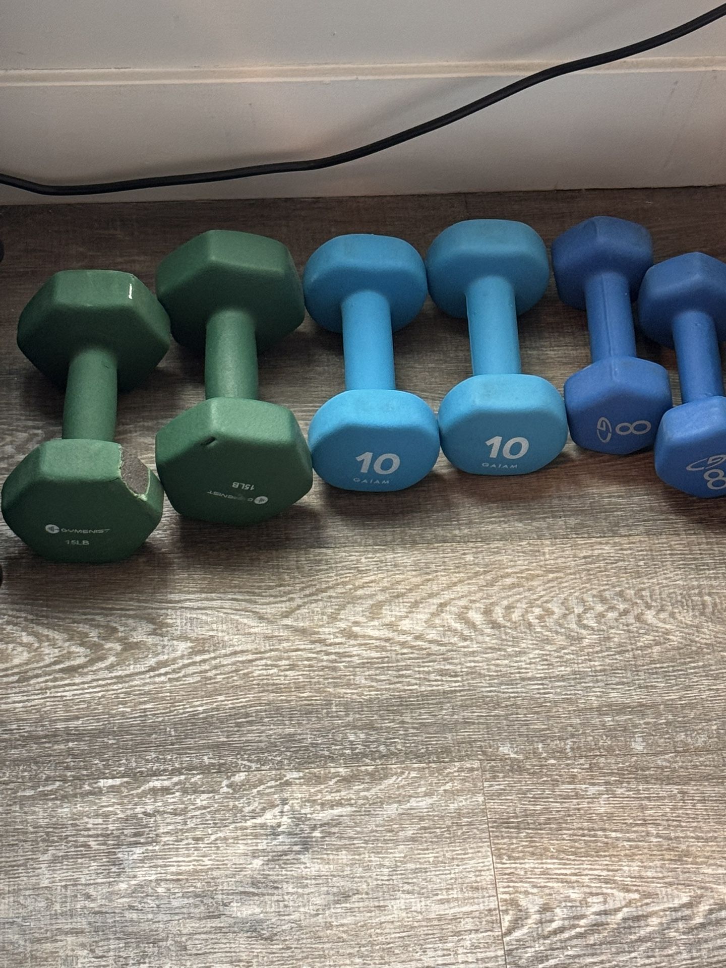 Weight Set A Little Damage On The Wrapping Of The Green One