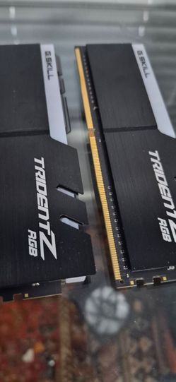 (16GB) 2x8 gb ddr4, 4400 cl16 Gskill rgb (bdie kit)