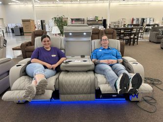 Boyington Power Recliner power Reclining Sofa Power Reclining Loveseat couch Only $39 down payment 👉 Please ask Jon Green for a discount when you arr