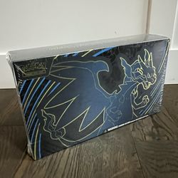 Pokémon Charizard X ex Ultra Premium Collection 