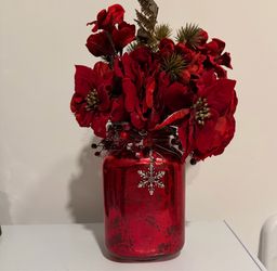 Red Christmas Centerpiece