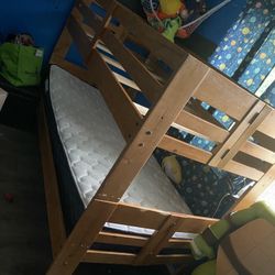 **OBO* Bunk Beds Or 2 Twin Bed Frames
