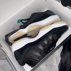Jordan 11 Retro Low size 6.5