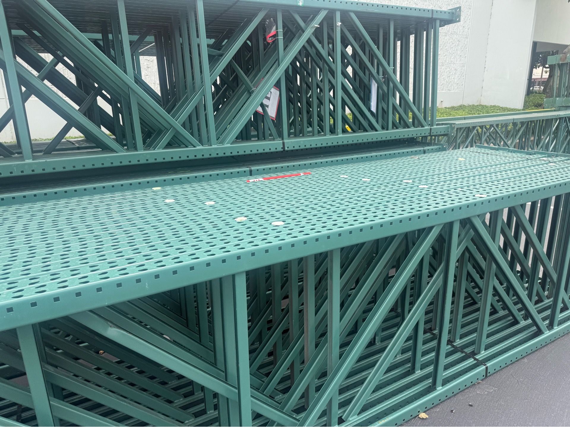 PALLET RACKS USED