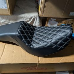 Step Up Seat 2 up Seat White Lattice Stitching For Dyna