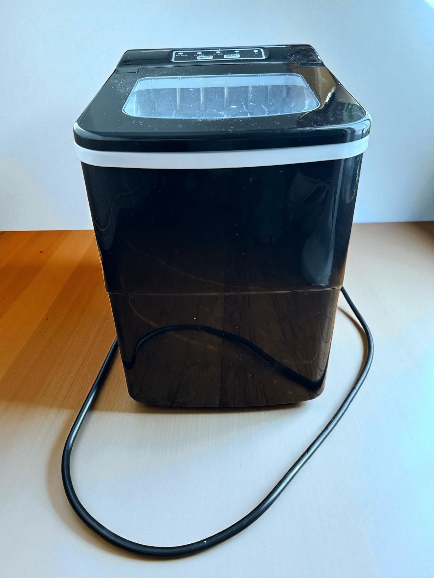 AGLUCKY Countertop Ice Maker – Model HZB-12/B – Compact & Efficient