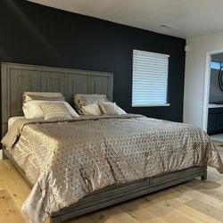 King Size Bedframe 