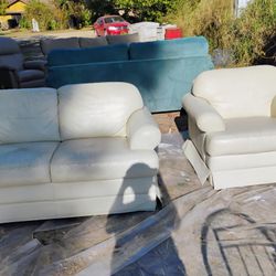 Leather Loveseat And Oversized Chair $70Delivery Availably 