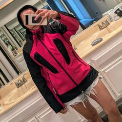 NorWear Iceland Daniella Ice Softshell Technical Rain Jacket, Also Warm. Women Small. Two layers. Warm Fleece, Breathable, 4 Zipper Pockets