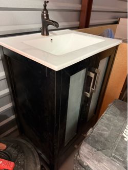 Vanity espresso 30”