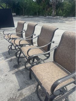 4 Patio Bar Stools