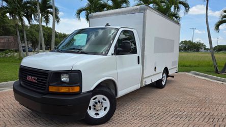 2017 GMC Savana