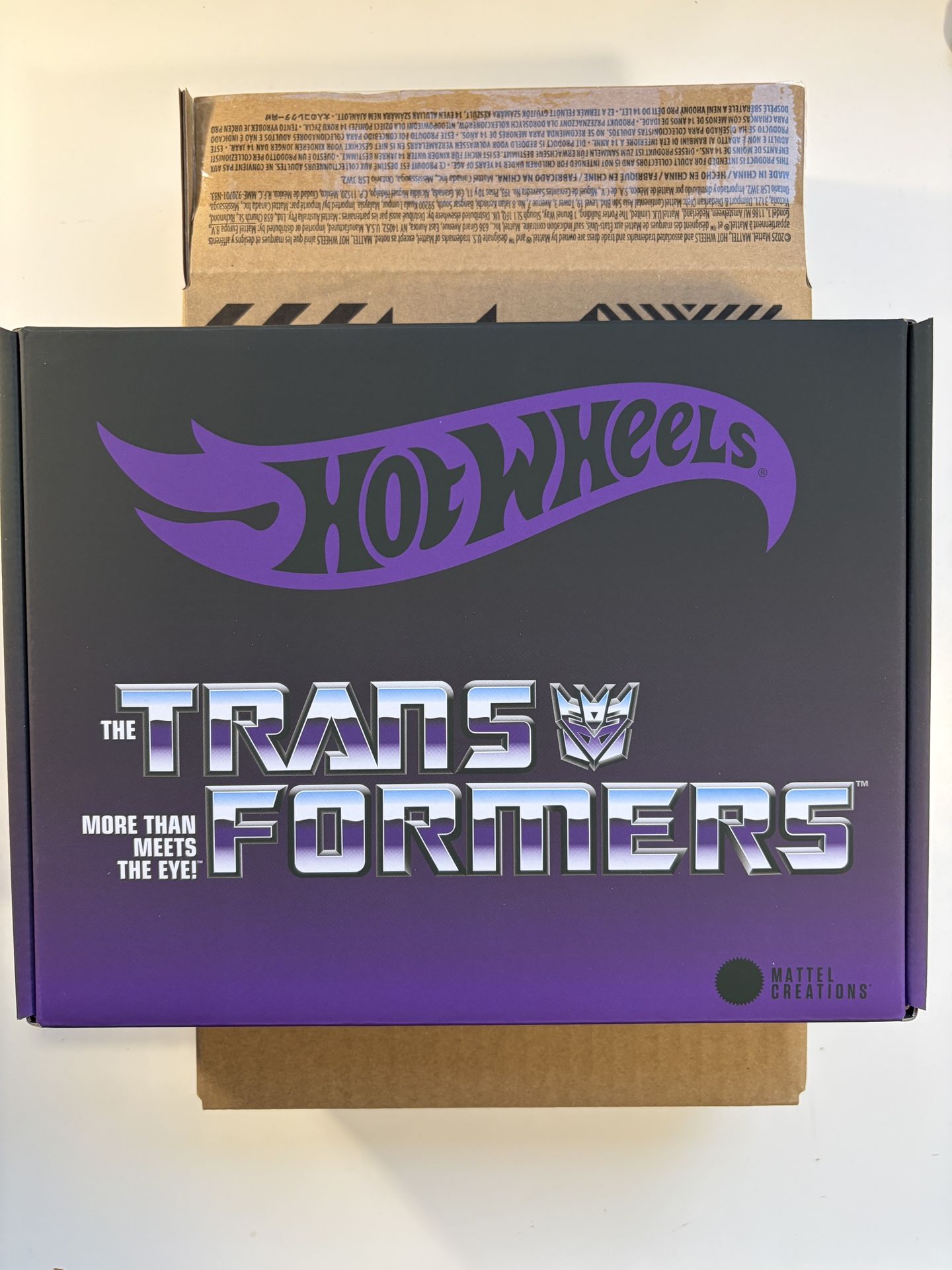 Nemesis Prime - Hot Wheels x Transformers
