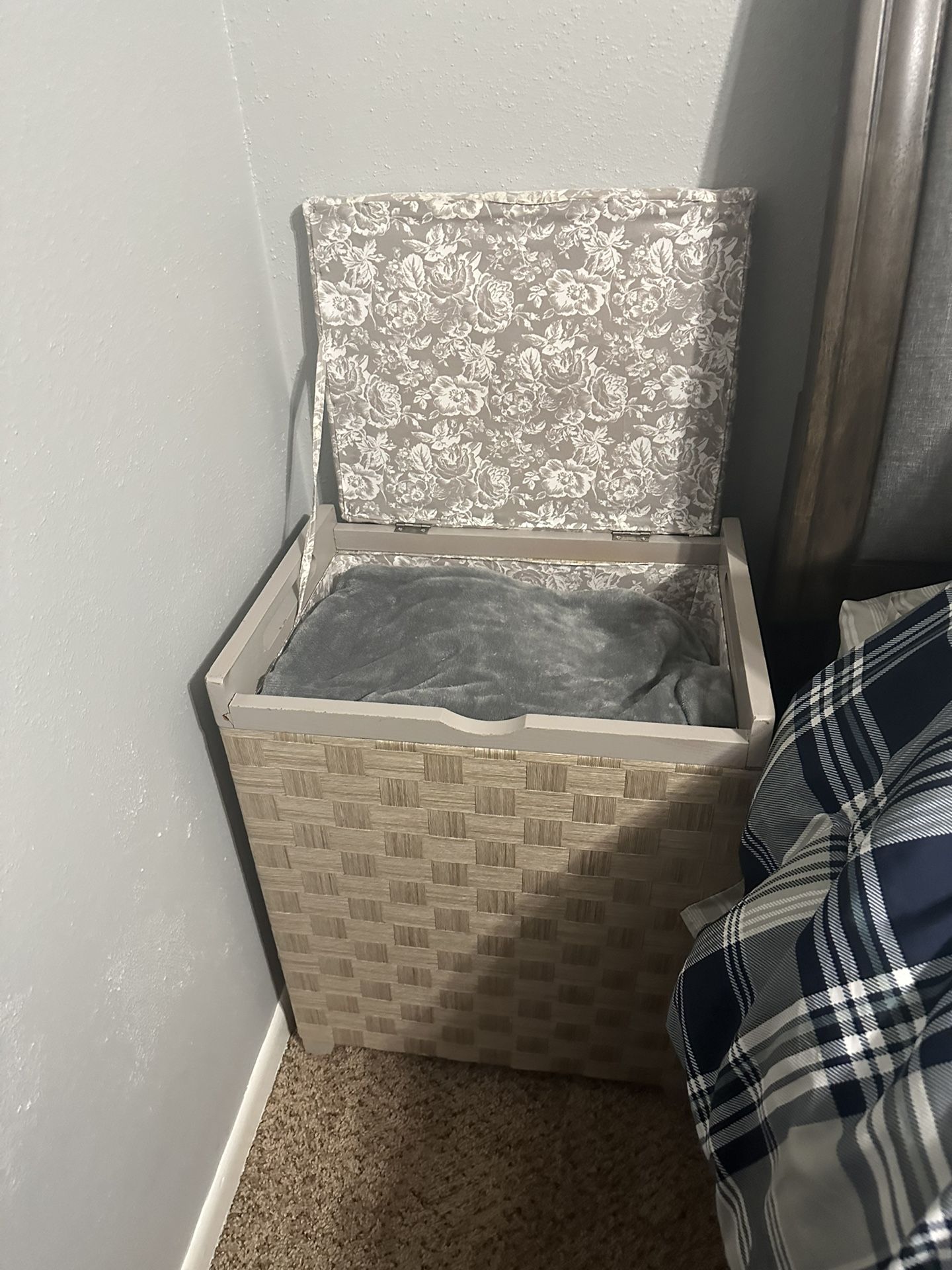 Wood & Fabric Laundry Hamper