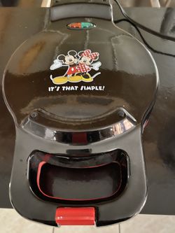 Mickey Mouse Cake POP Maker