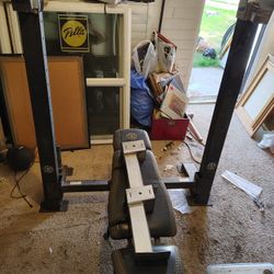 Gold's Gym Weight Bench