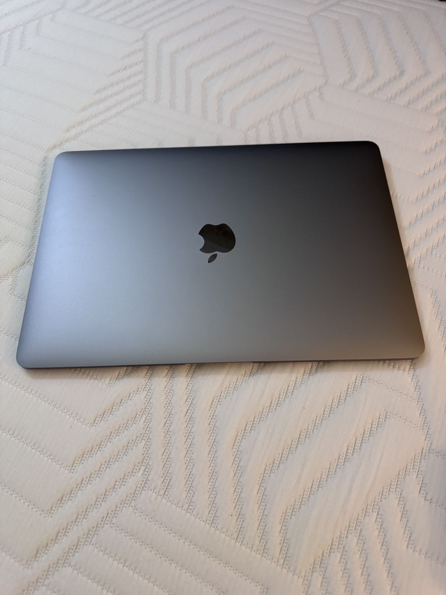 MacBook 💻 13” 2020