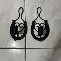 Lot Of 2 Cast Iron Horse Shoe Candle Holder 