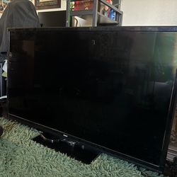 RCA FLAT SCREEN TV - GREAT CONDITION