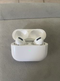 AirPods Pro 2 – Used, with protective case