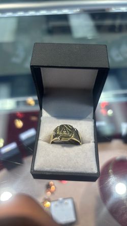 14k gold ring with letter A 5.0grms